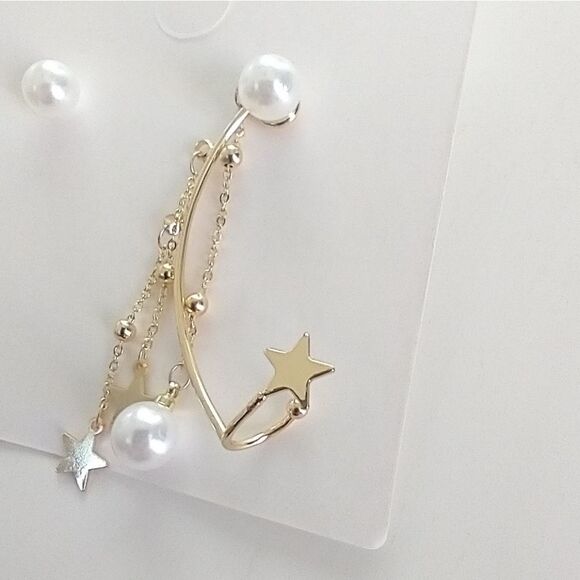 3/$25 Stars and Pearls Earrings - Picture 3 of 7